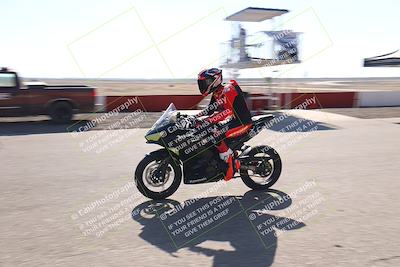 media/Nov-03-2025-Lets Ride (Mon) [[4d74c1c4d3]]/B Group/Grid/